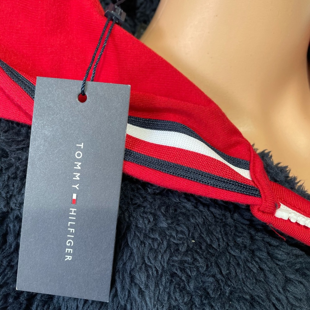 ๐ฅNWT- Tommy Hilfiger Global Sherpa Jacket (Sale) - Picture 10 of 13